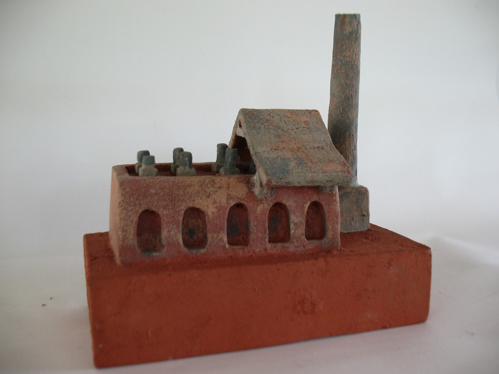 Fortmond steenfabriek, keramiek van José Hattink