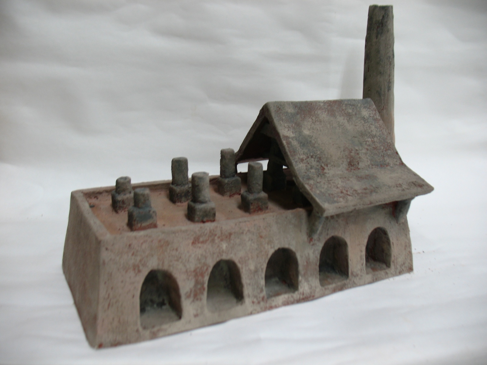 Steenfabriek Fortmond 2, keramiek van José Hattink